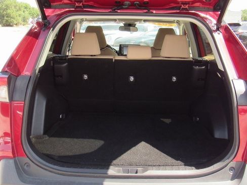 Used 2022 Toyota RAV4 XLE image 6