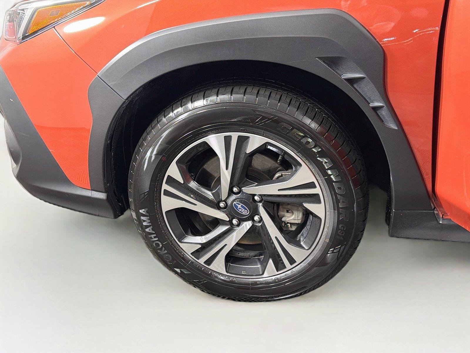 Used 2025 Subaru Crosstrek 2.5i Premium AWD/4WD image 33