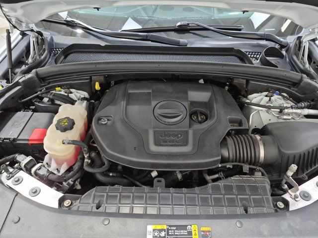Used 2023 Jeep Grand Cherokee L Summit w/ Advanced Protech Group IV AWD/4WD image 42