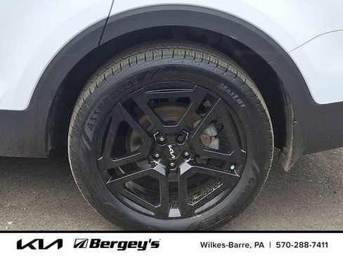 Certified 2024 Kia Telluride SX X-Line AWD/4WD image 10