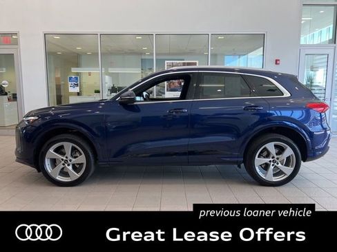 Used 2025 Audi Q5 Premium w/ Premium Plus AWD/4WD image 4