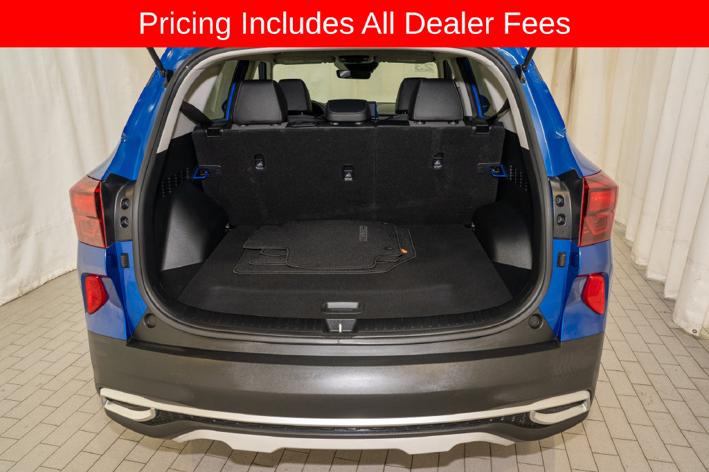 Certified 2023 Kia Seltos S w/ Navigation Package FWD image 5