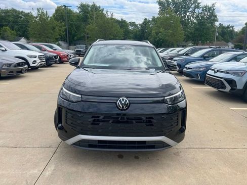 New 2026 Volkswagen Tiguan SE AWD/4WD image 2