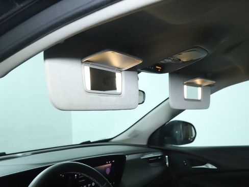 Used 2025 Buick Encore GX Preferred image 19