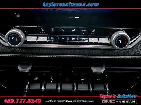 Used 2024 Chevrolet Colorado LT w/ LT Convenience Package II AWD/4WD image 18