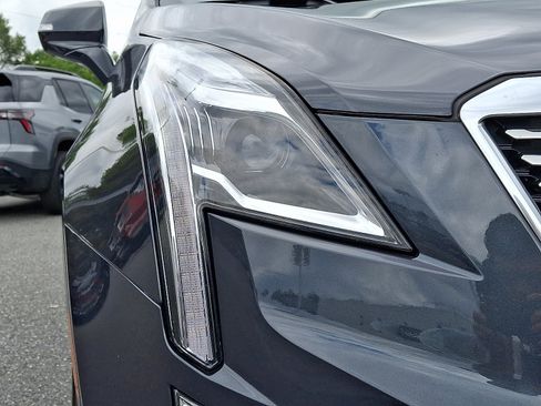 Certified 2022 Cadillac XT5 Premium Luxury w/ Technology Package AWD/4WD image 10