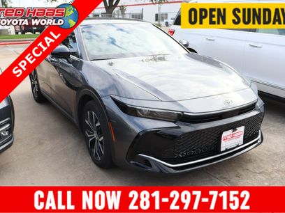 Used 2023 Toyota Crown XLE