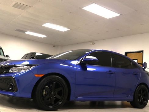 Used 2019 Honda Civic EX image 10
