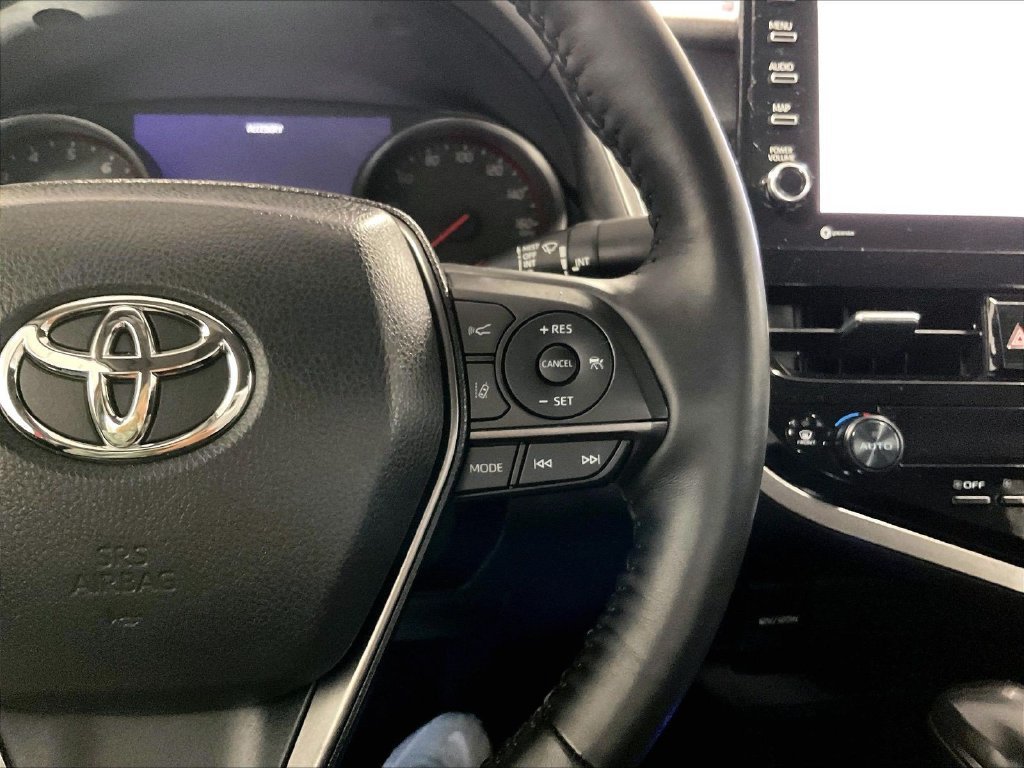 Used 2022 Toyota Camry XSE AWD/4WD image 24
