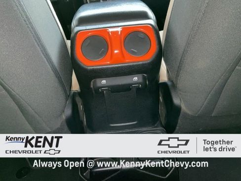 Used 2018 Jeep Wrangler Unlimited Sport S image 15