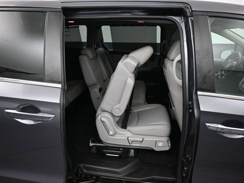 Used 2024 Honda Odyssey Touring image 54