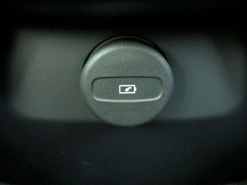 New 2026 Volvo XC60 B5 Core image 16