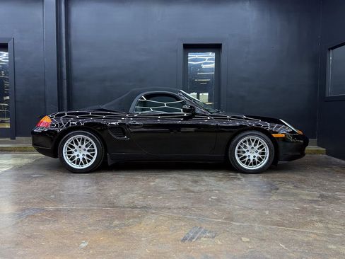 Used 2002 Porsche Boxster image 10