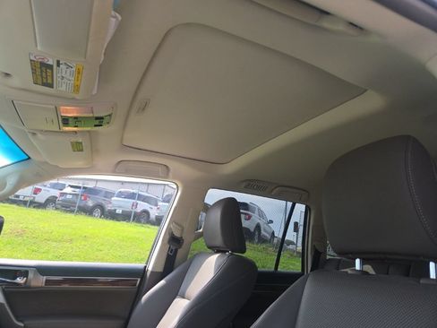 Used 2019 Lexus GX 460 Premium AWD/4WD image 21