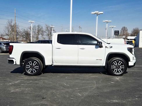 Used 2025 GMC Sierra 1500 AT4 w/ AT4 Premium Package image 2