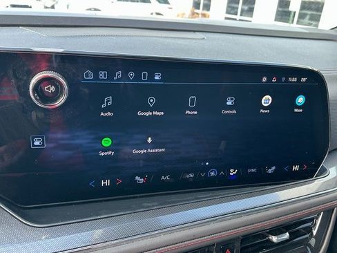 Used 2025 Chevrolet Tahoe RST image 25