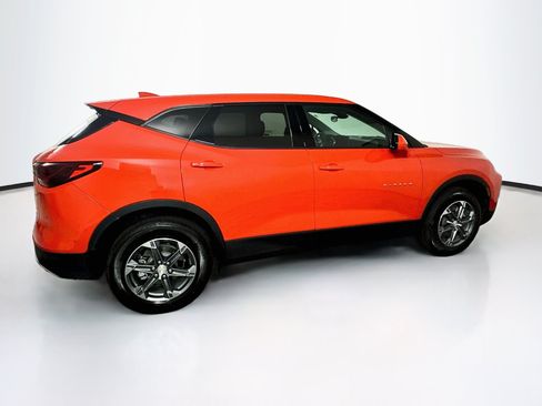 Used 2026 Chevrolet Blazer LT FWD image 10