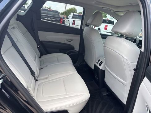 Used 2025 Hyundai Tucson SEL FWD image 13