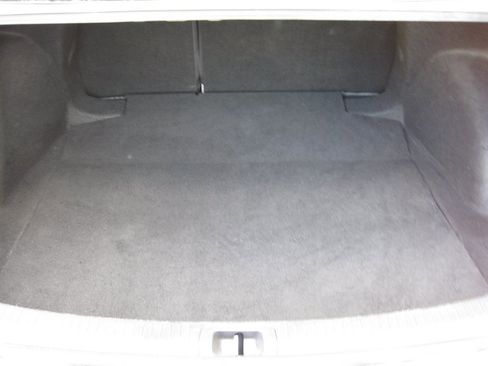 Used 2020 Toyota Corolla LE FWD image 29