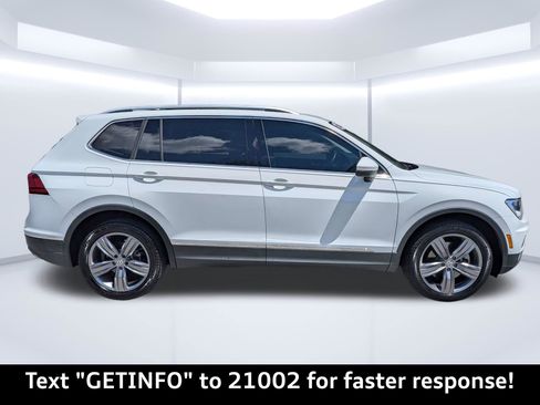 Used 2020 Volkswagen Tiguan SEL FWD image 2