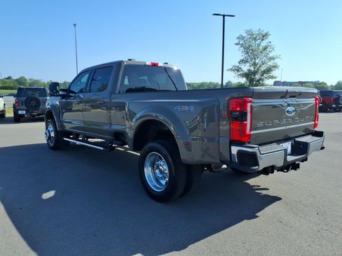 Used 2026 Ford F450 Lariat AWD/4WD image 5