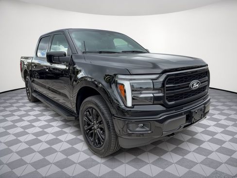 Used 2025 Ford F150 Lariat w/ Equipment Group 502A High AWD/4WD image 7