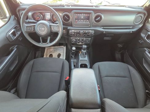 Used 2023 Jeep Gladiator Sport AWD/4WD image 23