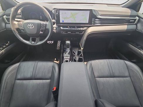 Used 2025 Toyota Camry XSE FWD image 18