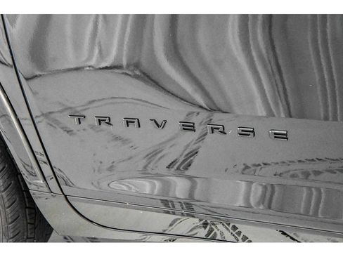 Used 2024 Chevrolet Traverse RS FWD image 65