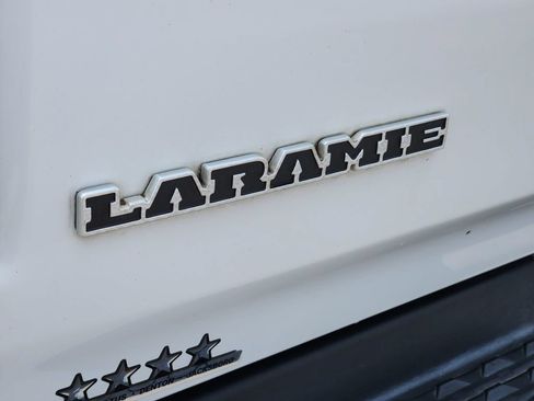Used 2019 RAM 1500 Laramie RWD image 12