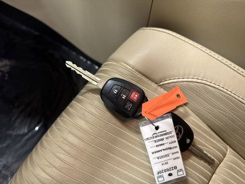 Used 2015 Toyota Highlander Plus image 23