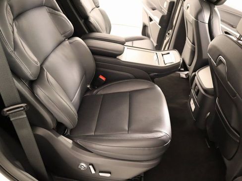 New 2025 Lincoln Navigator Reserve w/ Jet Appearance Package AWD/4WD image 15