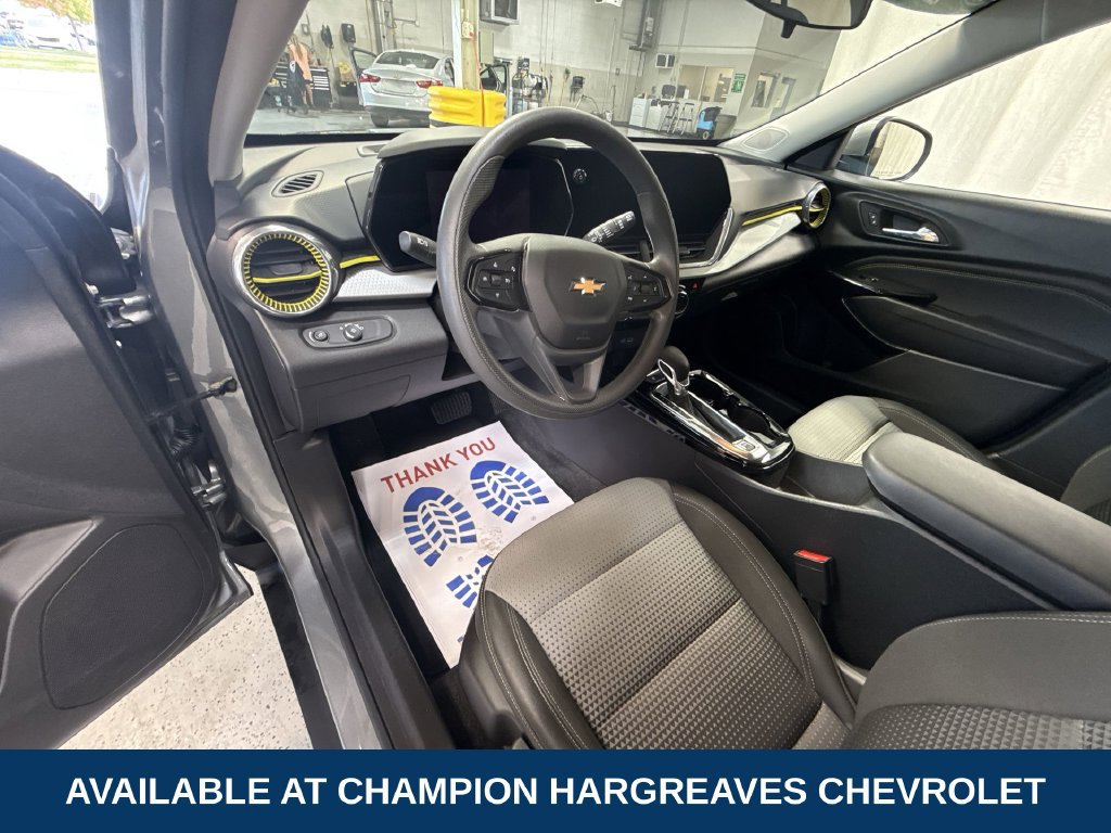 Certified 2024 Chevrolet Trax LT FWD image 13