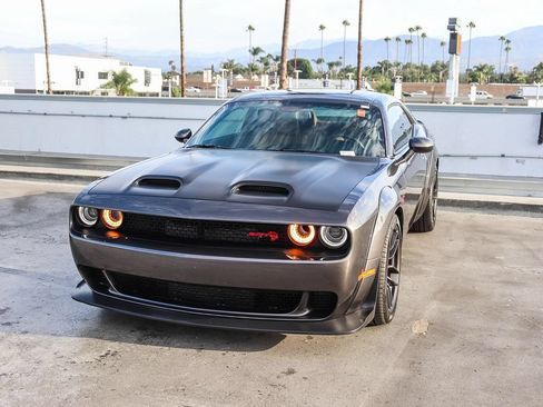 Used 2023 Dodge Challenger SRT Hellcat RWD image 4