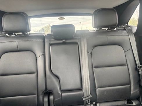 Used 2021 Ford Escape SEL w/ Technology Package AWD/4WD image 12
