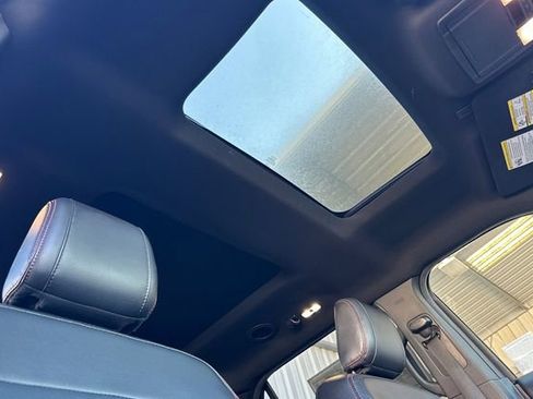 Used 2019 Ford Explorer Sport image 20