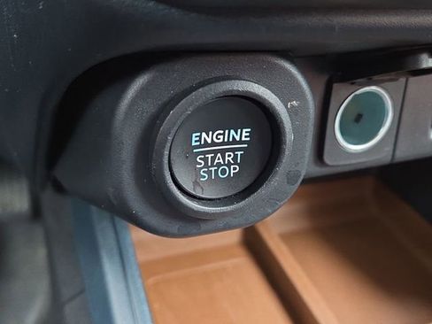 Used 2024 Ford Maverick Lariat image 10