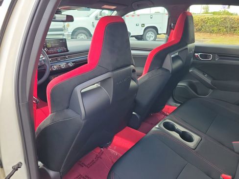 Used 2026 Honda Civic Type R image 10