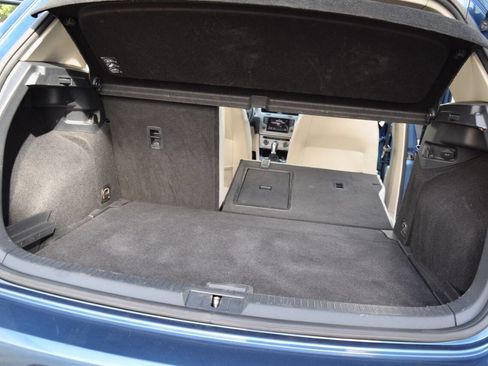 Used 2015 Volkswagen Golf TDI SE image 79