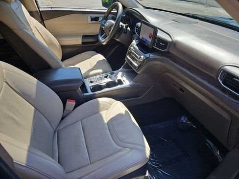 Used 2020 Ford Explorer Platinum AWD/4WD image 10