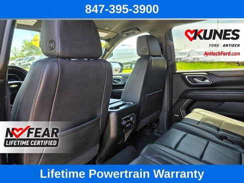 Used 2023 Chevrolet Suburban LT AWD/4WD image 24
