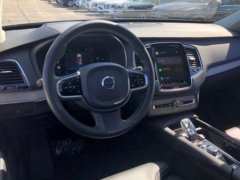 Used 2023 Volvo XC90 B6 Ultimate w/ Protection Package Premier image 16