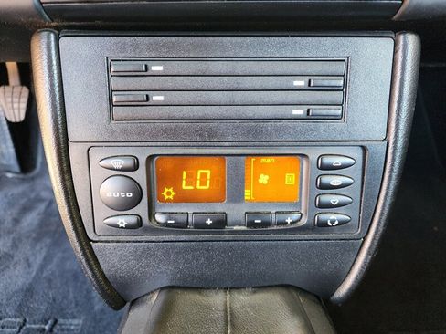 Used 2003 Porsche Boxster RWD image 49