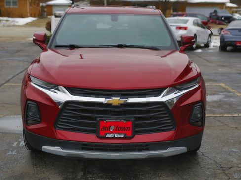 Used 2019 Chevrolet Blazer LT image 2