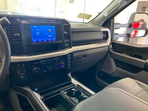 Used 2023 Ford F550 4x4 SuperCab Super Duty w/ XLT Value Package image 21