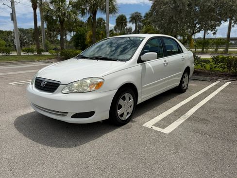 Used 2005 Toyota Corolla S FWD image 4