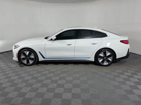 Used 2023 BMW i4 eDrive35 RWD image 2