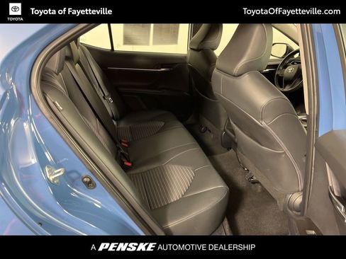 Used 2024 Toyota Camry SE image 8