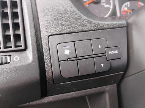 Used 2017 RAM ProMaster 1500 image 15