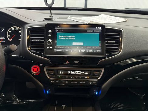 Used 2024 Honda Ridgeline Black Edition image 29